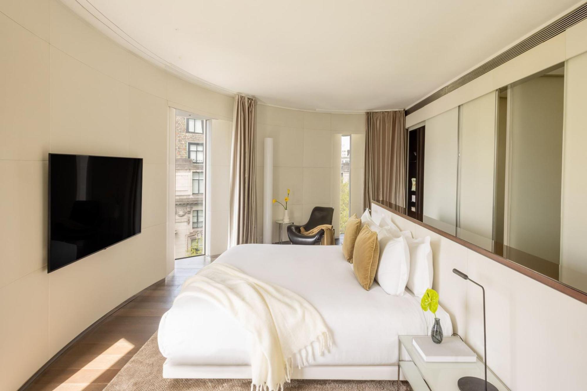 Beyond ME + Suite met Panoramisch Uitzicht op de Stad