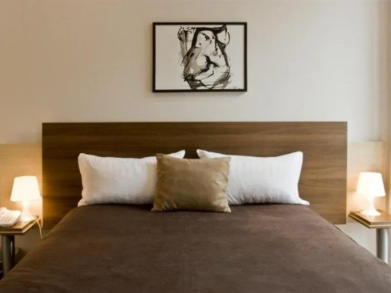 Avni Kensington Hotel-1
