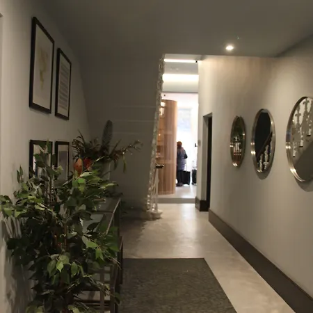 K Hotel Kensington-2