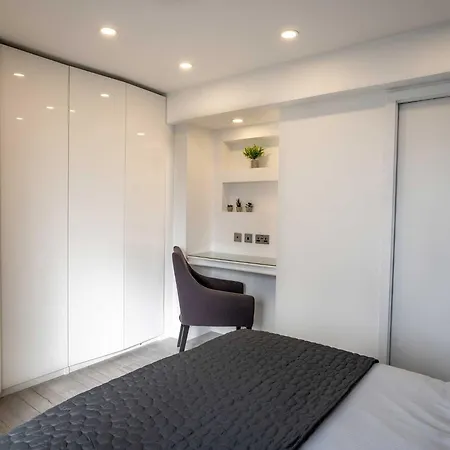 Chelsea Cloisters Serviced Apartments-2