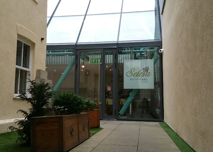 Self Catering : Grand Plaza Serviced Apartments