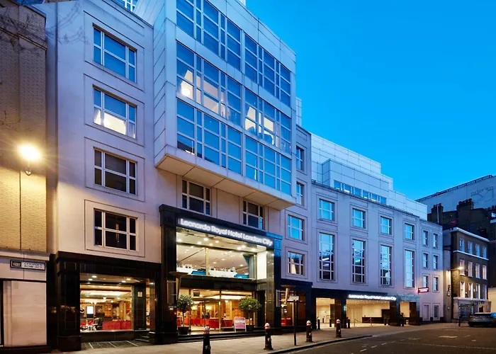 Hotels with pool Leonardo Royal London City - Tower Of London