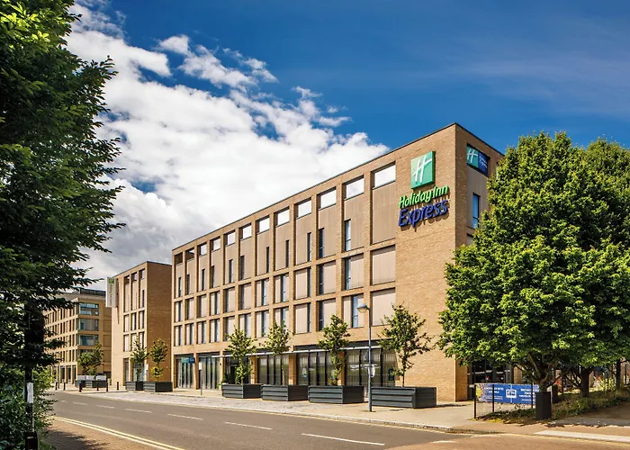 Hotel familiar: Holiday Inn Express London - Excel By Ihg