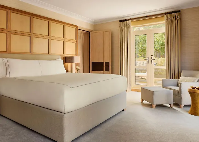 Golf hotel: The Berkeley, Maybourne