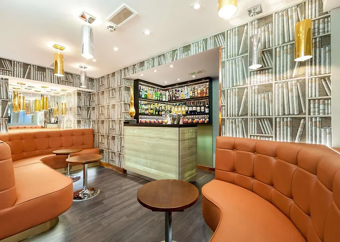 Trip to College Mercure London Paddington