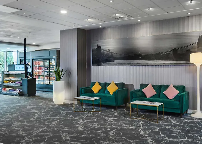 Novotel West
