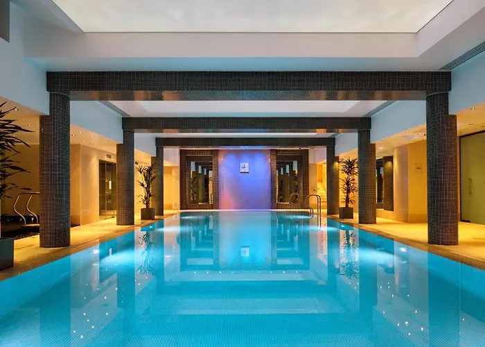 Luxury hotel only: Leonardo Royal London St Paul'S